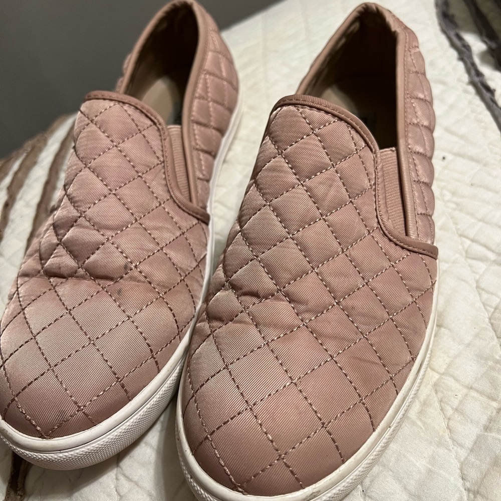 Steven madden size 11 pink